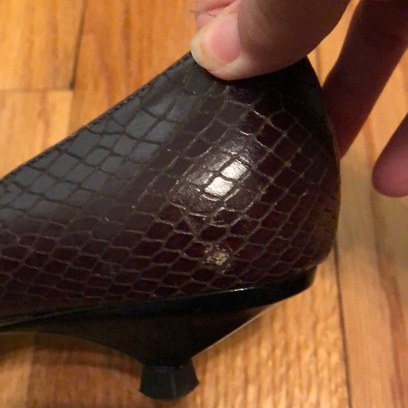 Kenneth Cole kitten heel pump - Picture 6 of 14